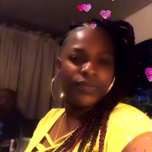 Meet your Posher, Breanna